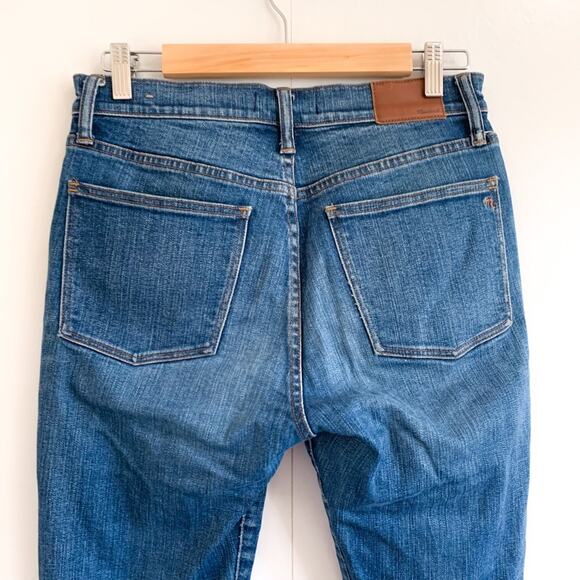 MADEWELL 9" High-Rise Skinny Crop Jeans in Bruce Wash - Picture 6 of 12
